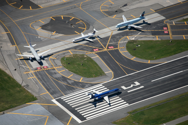 Illustration for article titled A Radical Plan to Fix America's Worst Airport